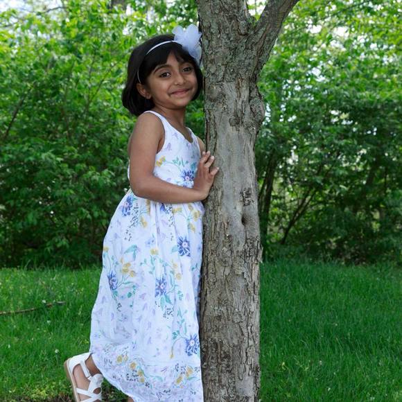 Meet your Posher, Devina - Picture 1 of 1